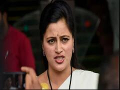 'CM ठाकरे किसी काम के नहीं, हमें 20 फुट नीचे गाड़ने को कहा गया', दिल्ली पहुंचने से पहले गरजीं नवनीत राणा