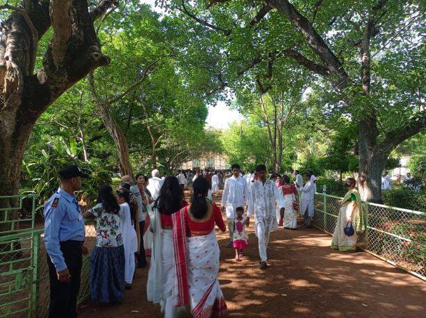 রবীন্দ্রজয়ন্তীতে কবিগুরুর প্রতি শ্রদ্ধা জানালেন প্রধানমন্ত্রী নরেন্দ্র মোদি৷ ভাবনাচিন্তা ও বিরাট কর্মকাণ্ডের দ্বারা রবীন্দ্রনাথ ঠাকুর আজও লক্ষ লক্ষ মানুষকে অনুপ্রাণিত করে চলেছেন বলে মত নমোর৷