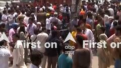 Shaheen Bagh : खुद लोगो ने अतिक्रमण का निर्माण गिराया , Bulldozer तो चला गया, डर अभी कायम