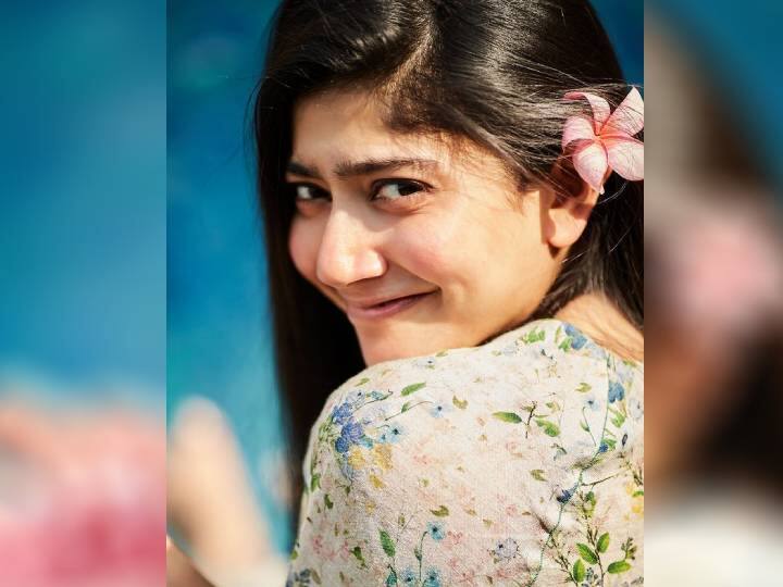 साई पल्लवीला कधीच अभिनेत्री व्हायचं नव्हतं. तिला कार्डिओलॉजिस्ट व्हायचं होतं. तिच्याकडे वैद्यकीय पदवीही आहे. साई पल्लवीने तिबिलिसी स्टेट मेडिकल युनिव्हर्सिटी, जजिर्या येथे शिक्षण घेतले आहे. 2014 मध्ये, जेव्हा ती तिचे शिक्षण पूर्ण करत होती, याचदरम्यान तिला ‘प्रेमम’ या चित्रपटाची ऑफर मिळाली.