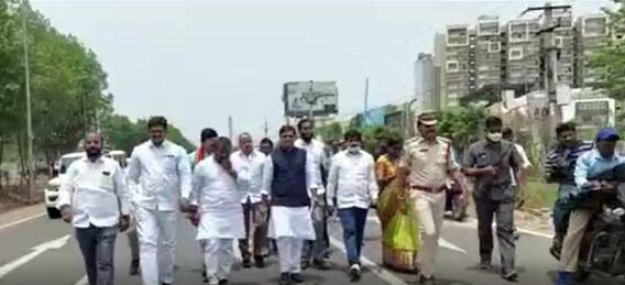 BJP Leaders Stopped At DGP Office: డీజీపీ ఆఫీస్ కు వచ్చిన బీజేపీ నాయకులను అడ్డుకున్న పోలీసులు
