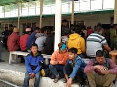 Kedarnath Yatra के पड़ावों में चरमराने लगीं व्यवस्थाएं, इस वजह से रुकने को तैयार नहीं यात्री, टेंशन में व्यापारी