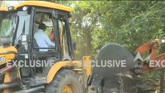 Meerut में सुबह सुबह ही गरजा बुलडोजर, तहसील गेट से हटाया गया अतिक्रमण । Hindi News