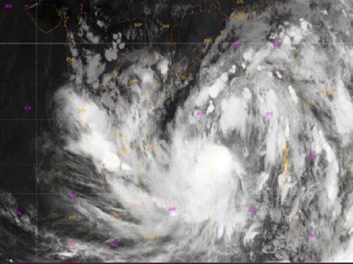 As Cyclone Asani intensifies, rain, strong winds likely in Andra Pradhesh, Odisha, West bengal Cyclone Asani: அடுத்த 48 மணி நேரத்தில் வலுவிழக்கிறது அசானி புயல் - இந்திய வானிலை மையம்!