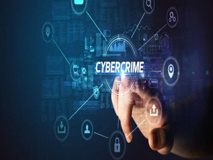 Cyber Crime : ఎమ్మెల్యే ప్రొఫైల్ పిక్తో వెయ్యి మంది అమ్మాయిలకు టోపీ- రూ. 3 కోట్లు దోచేశాడు! Hyderabad Cyber Crime man cheated 1000 women offering jobs Cyber Crime : ఎమ్మెల్యే ప్రొఫైల్ పిక్తో వెయ్యి మంది అమ్మాయిలకు టోపీ- రూ. 3 కోట్లు దోచేశాడు!