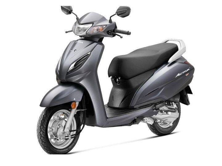 Honda Activa 6G मध्ये 110cc, सिंगल-सिलेंडर इंजिन आहे. जे 5,500rpm वर 8,000rpm आणि 7.68bhp आणि 8.84Nm पीक टॉर्क निर्माण करण्यास सक्षम आहे. ही सर्वाधिक विक्री होणारी स्कूटर आहे. याची एक्स-शोरूम किंमत 70,569 रुपये ते 77,997 रुपये इतकी आहे.
