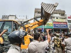 शाहीन बाग से बिना कार्रवाई लौटे एमसीडी के बुलडोजर, लोगों के विरोध ने किया वापस जाने को मजबूर