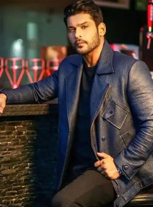 दिवंगत अभिनेता सिद्धार्थ शुक्ला ने बिग बॉस सीजन 13 जीता था, तो उन्हें शो जीतने के बाद 40 लाख रुपये मिले थे.
