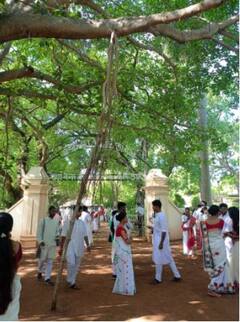 'জন্মেরও প্রথমও শুভক্ষণ' বিশ্বভারতীতে কবিগুরুর ১৬১তম জন্মদিন পালন