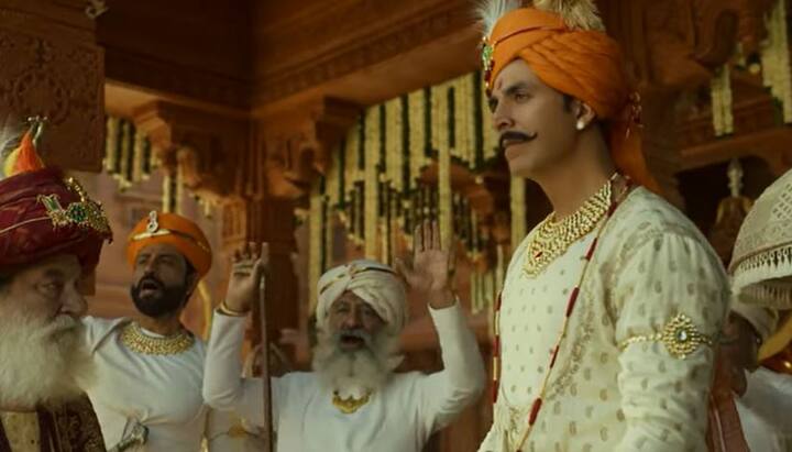 अक्षय कुमार स्टारर पृथ्वीराज का ट्रेलर आज रिलीज कर दिया गया है. इस फिल्म में अक्षय के साथ पूर्व मिस वर्ल्ड मानुषी छिल्लर, संजय दत्त, सोनू सूद जैसे कई दिग्गज कलाकार शामिल हैं. फिल्म का ट्रेलर तो शानदार है ही साथ इसके ट्रेलर में कई दमदार डायलॉग्स भी दिए गए हैं. नीचें पढ़ें ये डायलॉग्स..