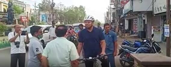 Parvathipuram Collector Cycle Tour: సమస్యలు తెలుసుకునేందుకు సైకిల్ పై కలెక్టర్ పర్యటన | ABP Desam