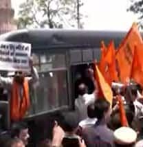 Qutub Minar News: Mahakal Manav Sewa protests, demands rename as Vishnu Stambh|Hoonkar (10 May 2022)
