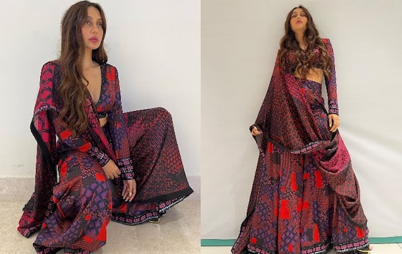 Photos: सादगी भरे अंदाज़ में नज़र आईं Anusha Dandekar, फरहान की साली को देख निहारते रह गए उनके फैन्स Photos: सादगी भरे अंदाज़ में नज़र आईं Anusha Dandekar, फरहान की साली को देख निहारते रह गए उनके फैन्स