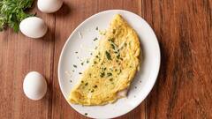 Classic Omelette Recipes: একঘেয়ে অমলেটে ফিউশনের ছোঁয়া, কন্টিনেন্টালের স্বাদ বাড়িতেই