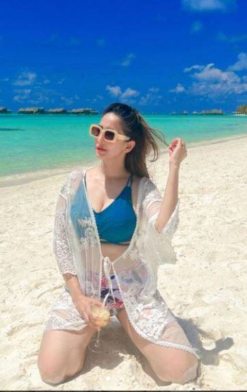 ਚਾਹਤ ਖੰਨਾ ਨੇ ਬੀਚ ਕਿਨਾਰੇ ਬਿਕਨੀ ਪਹਿਨ ਕੇ ਦਿੱਤੇ ਪੋਜ਼