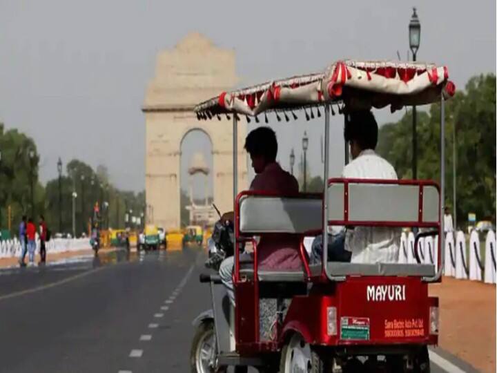 3 thousand 273 challans issued against e-rickshaws in Delhi between January and April Delhi: जनवरी से अप्रैल के बीच काटे गए ई-रिक्शों के 3 हजार से ज्यादा चालान, परिवहन विभाग ने दी जानकारी