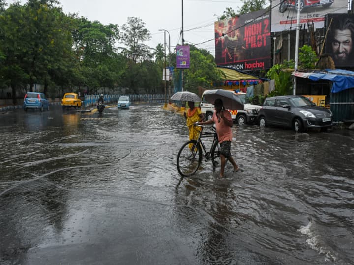 Cyclone Asani To Recurve And Weaken. Isolated Heavy Rain Likely In Coastal AP, Odisha & West Bengal  Cyclone Asani To Recurve And Weaken. Isolated Heavy Rain Likely In Coastal AP, Odisha & West Bengal 