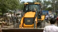Delhi में फिर चला Bulldozer, अब किन जगहों पर छाया पीला पंजा? Badi Khabar | Delhi News
