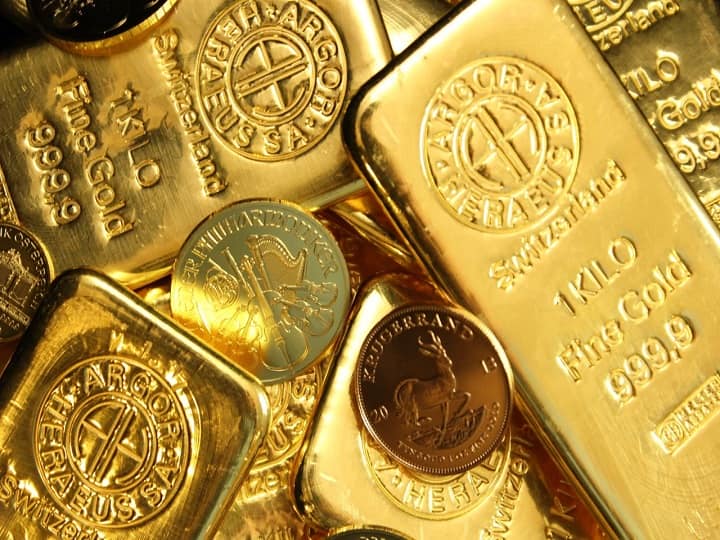 Gold rate today gold and silver price in on 13 may 2022 gold and silver rate slightly down today Gold Rate Today : लग्नसराईच्या मुहूर्तावर सोन्या-चांदीच्या दरात घसरण सुरुच; ग्राहकांना सोनं खरेदीची उत्तम संधी!