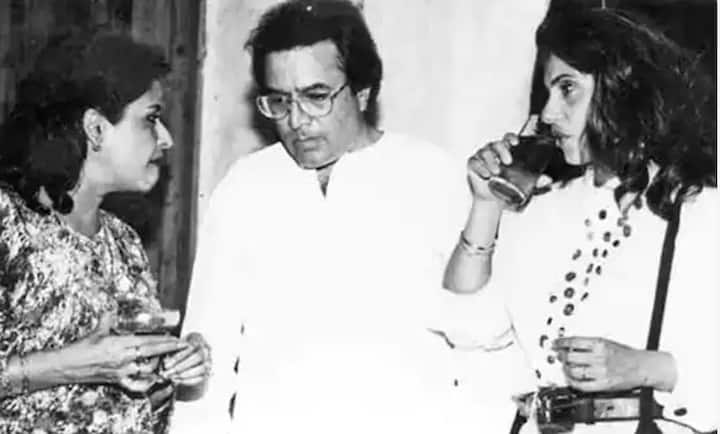 ਉਹ ਅਕਸਰ ਅੰਜੂ ਮਹਿੰਦਰੂ ਨੂੰ ਉਸ ਦੇ ਕੱਪੜੇ ਲਈ ਟੋਕਦੇ ਸੀ। ਕਿਹਾ ਜਾਂਦਾ ਹੈ ਕਿ ਜਦੋਂ ਅੰਜੂ ਸਕ੍ਰਟ ਪਹਿਨਦੀ ਸੀ ਤਾਂ ਰਾਜੇਸ਼ ਖੰਨਾ ਉਸ ਨੂੰ ਸਾੜੀ ਨਾ ਪਹਿਨਣ 'ਤੇ ਰੋਕਦੇ ਸਨ। ਉਸੇ ਸਮੇਂ ਜਦੋਂ ਉਹ ਸਾੜ੍ਹੀ ਪਹਿਨਦੀ ਸੀ ਤਾਂ ਕਾਕਾ ਆਖਦਾ ਸੀ ਕਿ ਉਹ ਆਪਣੇ ਆਪ ਨੂੰ ਭਾਰਤੀ ਔਰਤ ਵਾਂਗ ਕਿਉਂ ਦਿਖਾਉਣਾ ਚਾਹੁੰਦੀ ਹੈ?