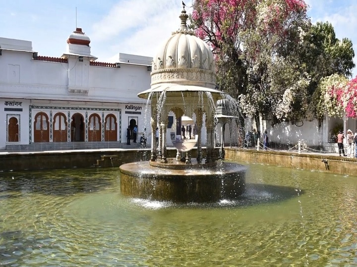 Udaipur News: राजस्थान में गर्मी का कहर फिर भी पर्यटकों ने तोड़ा 11 साल का रिकॉर्ड, अप्रैल में उदयपुर पहुंचे इतने हजार लोग