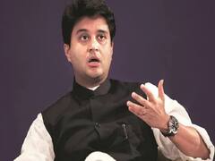 Jyotiraditya Scindia को भोपाल में मिला बंगला, बने दिग्विजय सिंह के पड़ोसी, कही बड़ी बात 