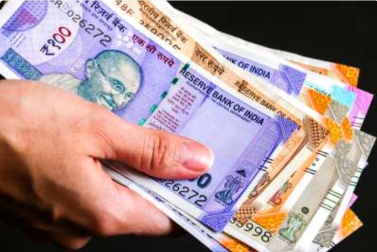 2.8 crores accidentally entered the bank account, the person blew it all in a month ਗਲਤੀ ਨਾਲ ਬੈਂਕ ਖਾਤੇ 'ਚ ਆਏ 2.8 ਕਰੋੜ, ਵਿਅਕਤੀ ਨੇ ਇੱਕ ਮਹੀਨੇ 'ਚ ਹੀ ਉਡਾਏ