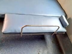 PHOTO : भारतीय रेल्वेचं मातांसाठी खास 'बेबी बर्थ'चं गिफ्ट