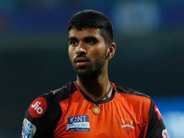 त्याचा स्ट्राइक रेट 185.29 आहे.