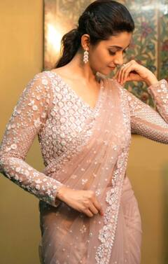 Actress Priyabhavani Shankar: துளி துளி துளி மழையாய் வந்தாளே.. ப்ரியா பவானி சங்கர் லேட்டஸ்ட் க்ளிக்ஸ் !