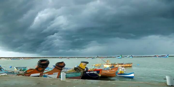 Severe Cyclonic Storm Asani Continues Its Rampage Heavy Rains Likely over Odisha Andhrapradesh Cyclone Asani: ফুঁসছে সমুদ্র, ধেয়ে আসছে অশনি! ঘূর্ণিঝড়ের আগে অন্ধ্রের আকাশ ঢাকল কালো মেঘে