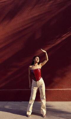 Shehnaaz Gill Latest Photoshoot: ਰੈੱਡ ਟਿਊਬ ਟੌਪ 'ਚ ਸ਼ਹਿਨਾਜ਼ ਗਿੱਲ ਦਾ ਸ਼ਾਨਦਾਰ ਫੋਟੋਸ਼ੂਟ