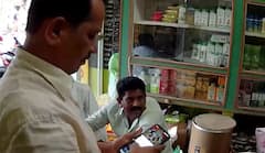 YCP Groups Clash: కల్యాణదుర్గంలో కౌన్సిలర్, ఆమె భర్తపై మంత్రి ఉషశ్రీచరణ్ అనుచరుల దాడి..! | ABP Desam