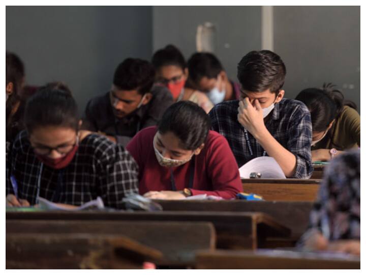 Kolkata WBJEE Result 2022: 4 students from Kolkata schools included in West Bengal Joint Entrance Examination Top 10 Kolkata WBJEE Result 2022: पश्चिम बंगाल JEE का परिणाम जारी, टॉप 10 में कोलकाता के स्कूलों के 4 छात्रों ने बनाई जगह