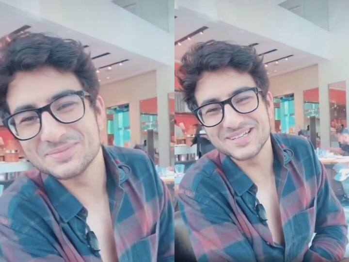 ibrahim ali khan candid video of breakfast viral on internet Ibrahim Ali Khan Video: सैफ अली खान के बेटे इब्राहिम का कैंडिड वीडियो हुआ वायरल, ब्रेकफास्ट एंजॉय करते आए नजर