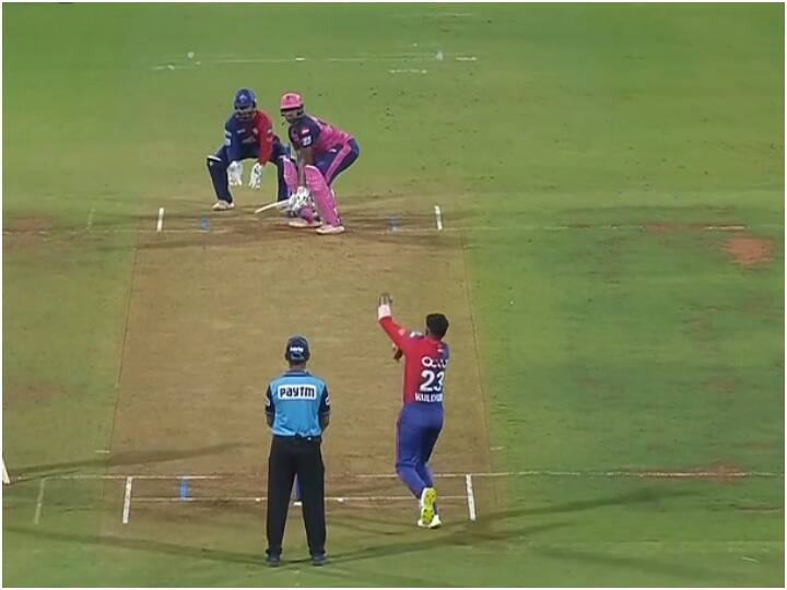 RR vs DC: अश्विन ने जड़े चौके-छक्के तो राजस्थान ने ऋषभ पंत से लिए मज़े, शेयर की ये खास तस्वीर RR vs DC: Ashwin hit fours and sixes Rajasthan had fun with Rishabh Pant shared this special picture RR vs DC: अश्विन ने जड़े चौके-छक्के तो राजस्थान ने ऋषभ पंत से लिए मज़े, शेयर की ये खास तस्वीर