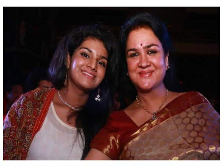 Urvashi who talks deep things about parenting how to grow children “பழைய சோறு; அழுக்கு; செல்போன்; வசதி” - குழந்தை வளர்ப்பு குறித்து அருமையாக விளக்கிய ஊர்வசி!