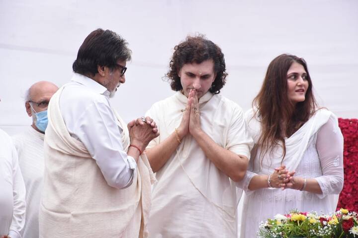 खबरों की मानें तो पंडित शिव कुमार बीते कुछ महीनों से किडनी की समस्याओं से जूझ रहे थे और डायलसिस पर थे. 10 मई कार्डियक अरेस्ट की वजह से उनका निधन हो गया.