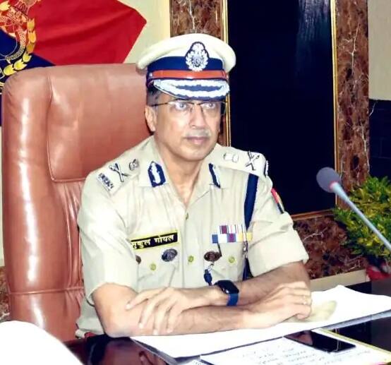 Uttar Pradesh DGP Mukul Goel Removed for Neglecting Duties Mukul Goel: ઉત્તર પ્રદેશ સરકારનો મોટો નિર્ણય, DGP મુકુલ ગોયલને હટાવ્યા