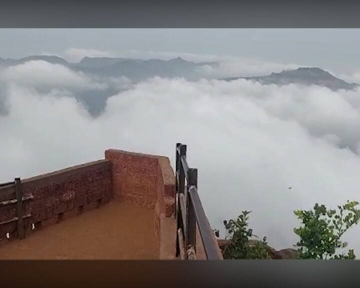 महाबळेश्वरमधला निसर्गातील बदल मात्र सर्वांनाच अचंबित करणारा आहे.