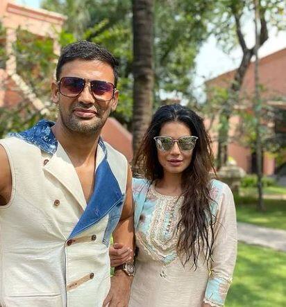 उन्होंने यह भी कहा कि पायल ने संग्राम को दूसरी लड़की की तलाश करने के लिए कहा क्योंकि वह उसे बच्चे नहीं दे सकती.