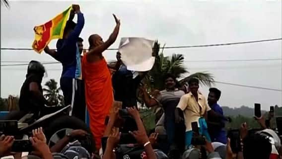 Sri Lanka: সস্তা জনপ্রিয়তার লক্ষ্যে জনমোহিনী নীতিই কাল হল রাজাপক্ষে সরকারের?।Bangla News