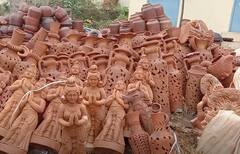 Terracota Things In Gantavooru| మట్టిలోంచి మాణిక్యాలను తయారు చేస్తుంటారు | ABP Desam