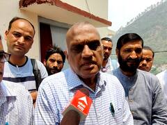 Karnaprayag News: अल्पसंख्यक आयोग के अध्यक्ष डॉ आरके जैन ने की केन्द्र-राज्य की योजनाओं की समीक्षा, कही ये बात