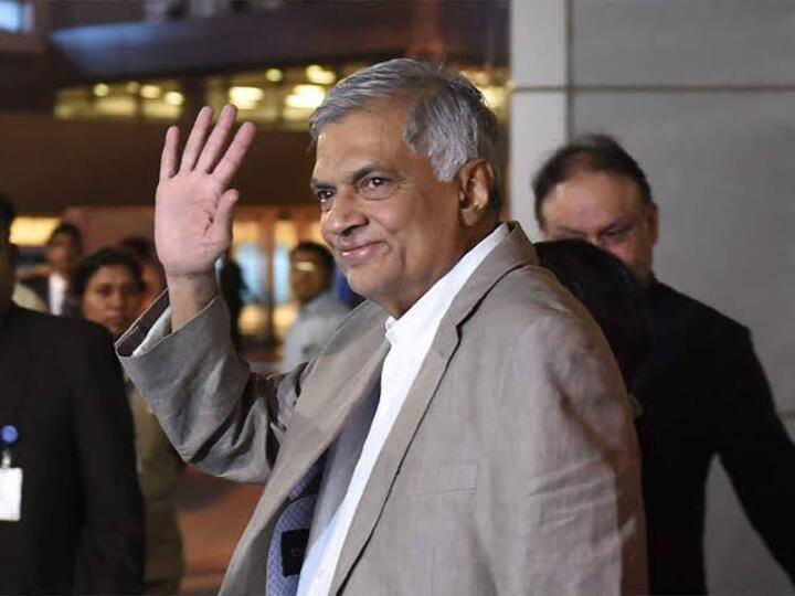 Sri lankas new prime minister Who is this Ranil Wickramasinghe Ranil Wickramasinghe: இலங்கையின் புதிய பிரதமராக மாலை பதவியேற்கிறார் ரணில்!? யார் இந்த ரணில் விக்கிரமசிங்கே?