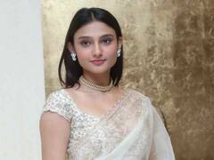 Ritika Nayak Photos:  విశ్వక్ సేన్ హీరోయిన్ గీతాఆర్డ్స్ బ్యానర్లో నటించే ఛాన్స్ కొట్టేసిందా