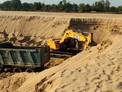 Rajasthan News: चार साल बाद 2221 हेक्टेयर क्षेत्र में इन जगहों पर होगा बजरी का वैध खनन, पढ़ें पूरी खबर