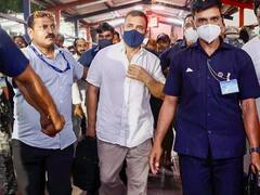 Watch: चिंतन शिविर में भाग लेने दिल्ली से उदयपुर के लिए रवाना हुए राहुल गांधी, ट्रेन में कुलियों से की बात