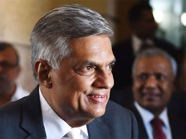 Ranil Wickramasinghe: இலங்கையின் புதிய பிரதமராக மாலை பதவியேற்கிறார் ரணில்!? யார் இந்த ரணில் விக்கிரமசிங்கே?