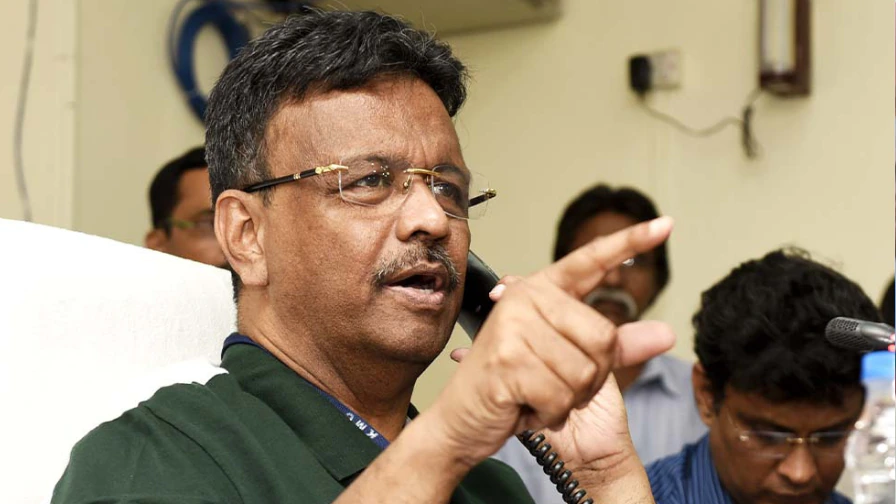 Bowbazar: 'এলাকার সমস্ত ইঞ্জিনিয়ারিংয়ের দায়িত্ব নেওয়ার কথা বললেও ওঁরা নেয়নি', সরব ফিরহাদ।Bangla News